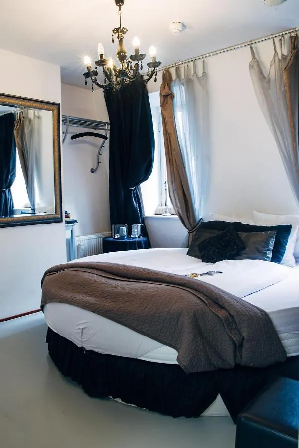 Clinkcoco Hostel Amsterdam